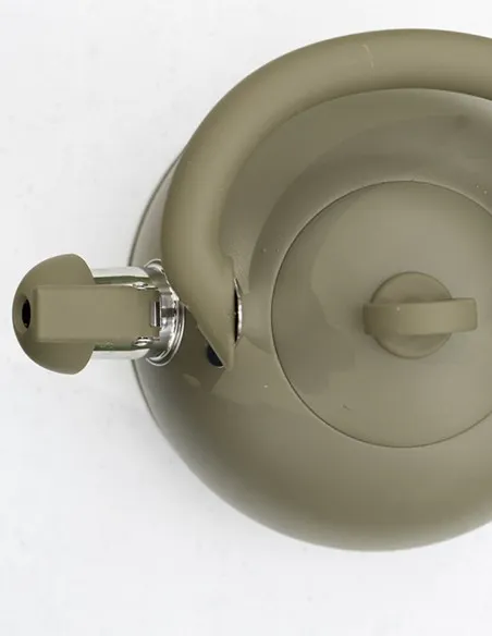 pava-silbadora-acero-inoxidable-19-litros-verde-militar (3).webp