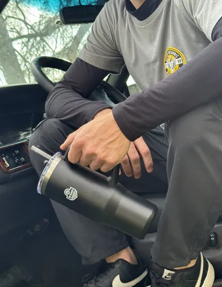 vaso-mug-acero-inoxidable-con-manija (4).webp