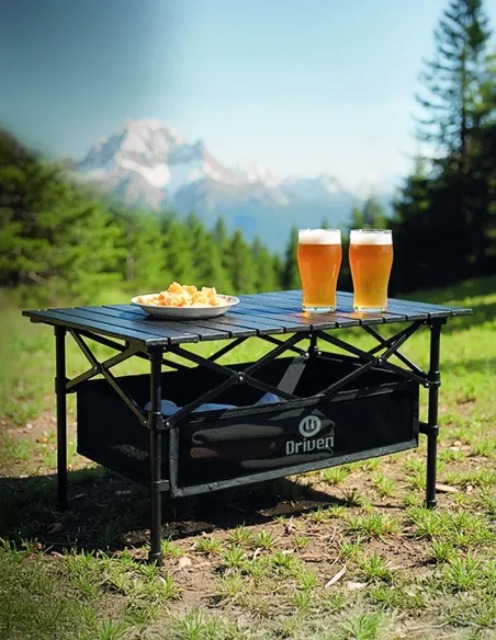 Mesa Plegable "MARA" - Aluminio c/ estante inferior - Negra